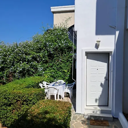 Garden Apartment